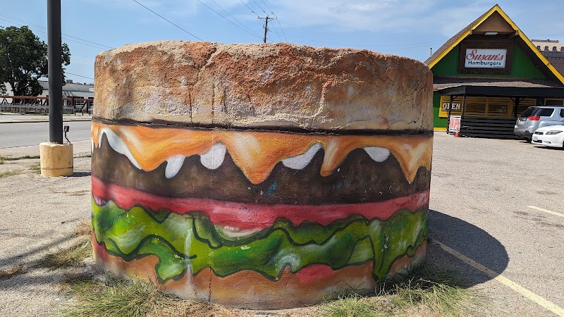 Susan's Burgers N More