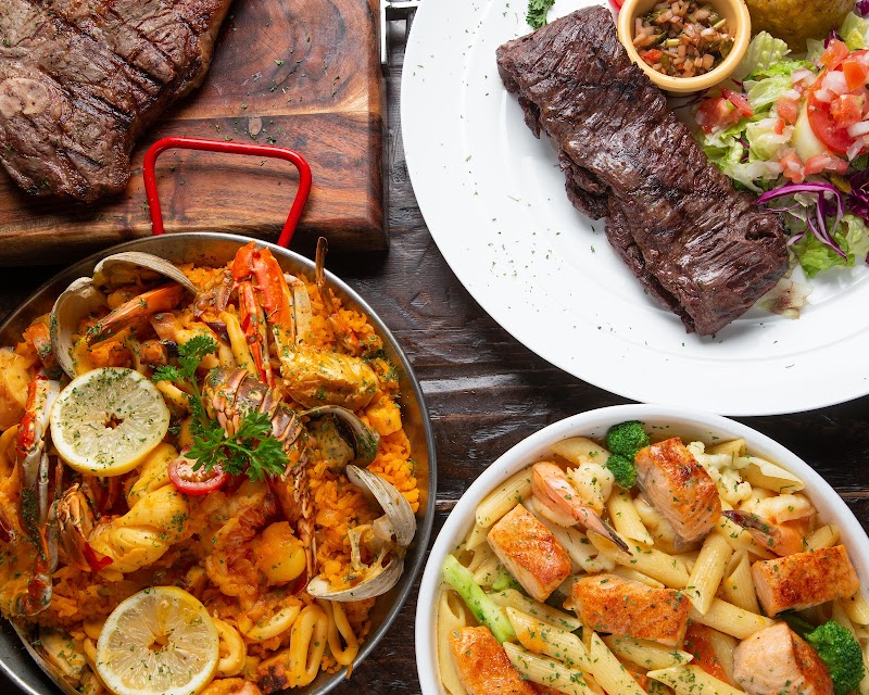 Cafe Colonial Restaurant