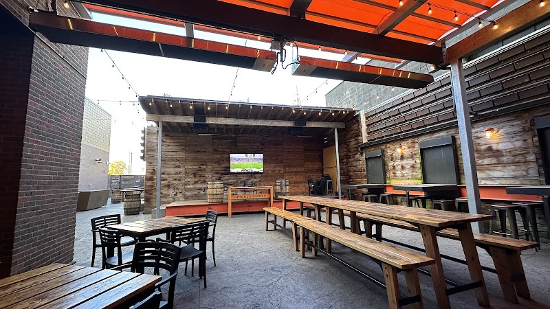 New Holland Brewing - Grand Rapids Brewpub (The Knickerbocker)