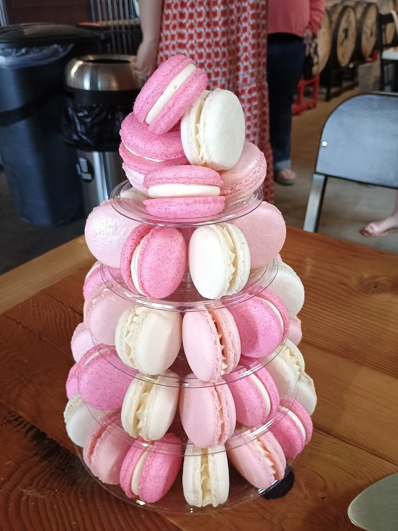 Bella Macaron & Coffee Shop