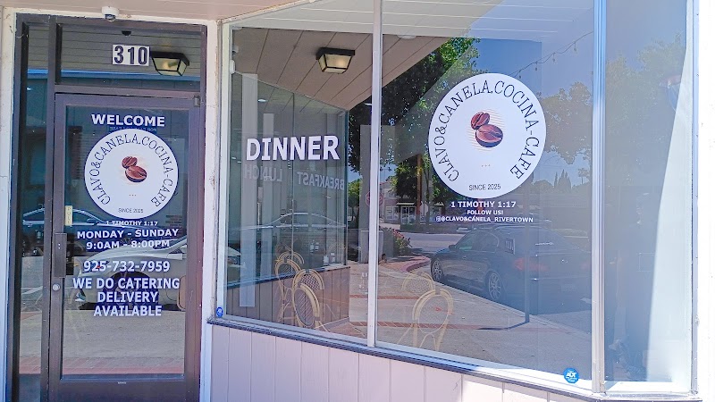 Clavo & Canela Cocina-Café