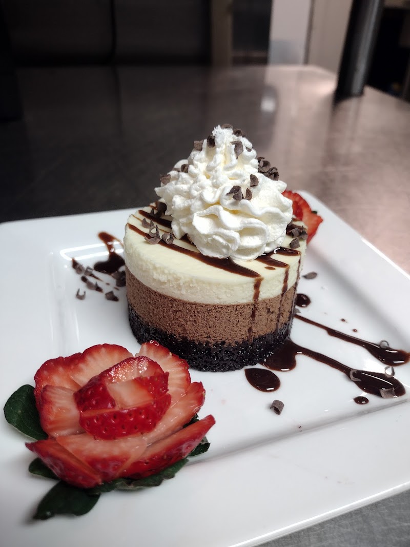 Rhythm & Rye Rooftop Tavern