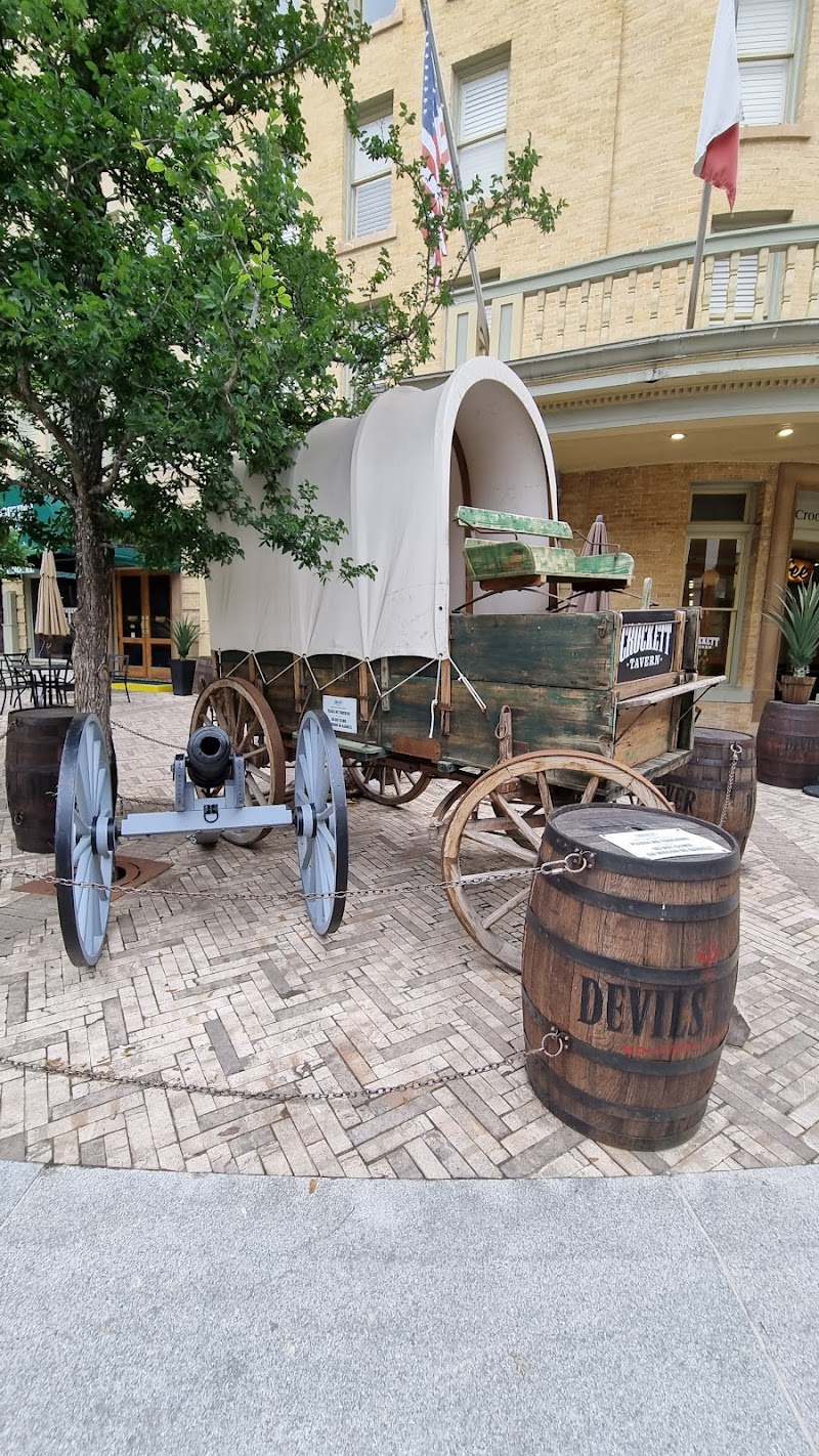 Alamo Plaza Coffee Shop & Bar