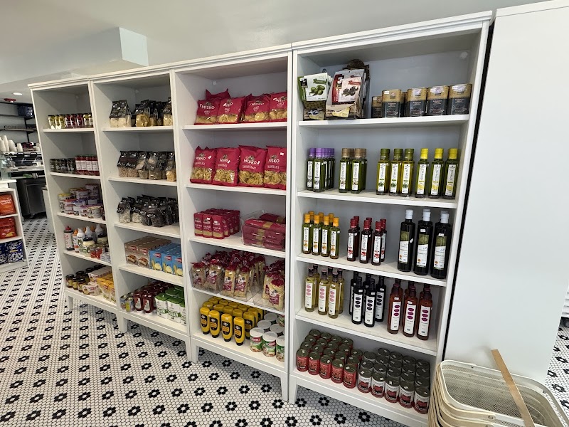 Aurora Market & Bakery Co.