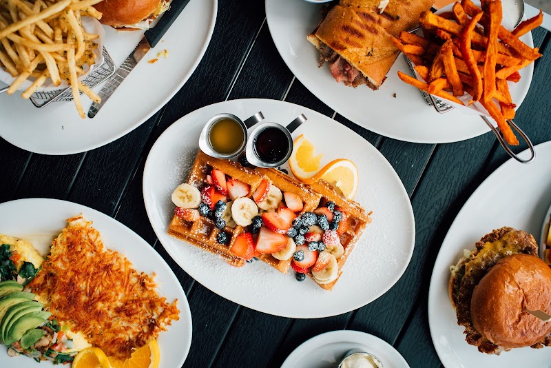 Waypoint Café | Camarillo Airport