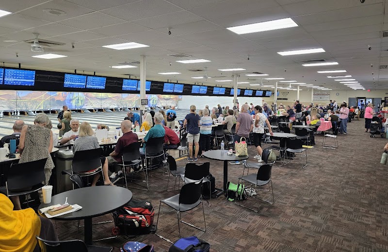 George's Lakeview Café