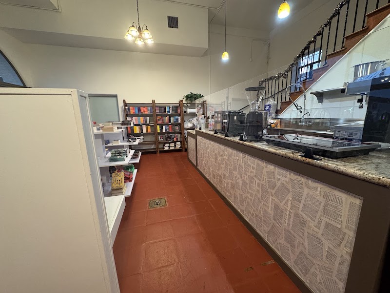 dym - book & boba shop