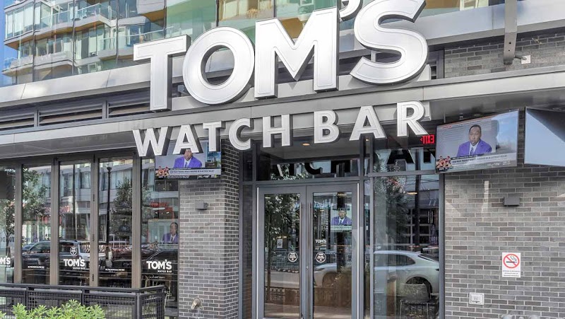 Tom's Watch Bar - Navy Yard