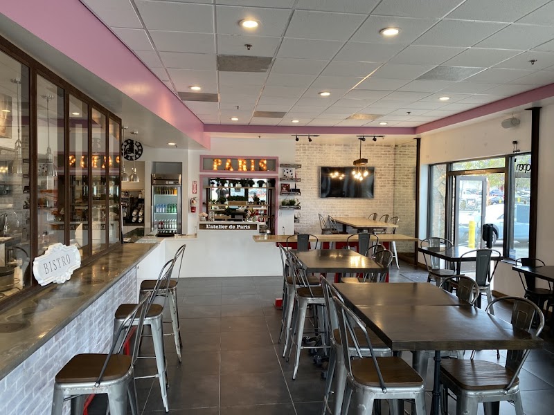 Versailles Cafe & Pastries