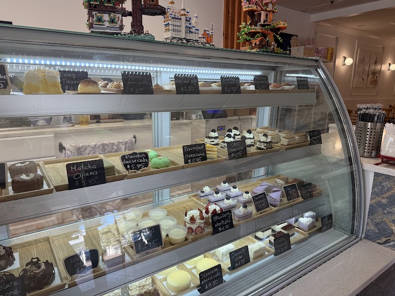 Choux-Venue Bakery Cafe