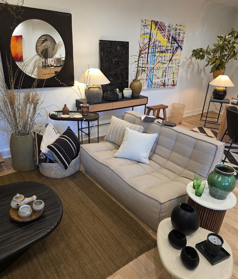 Reynolda Village Shops & Restaurants