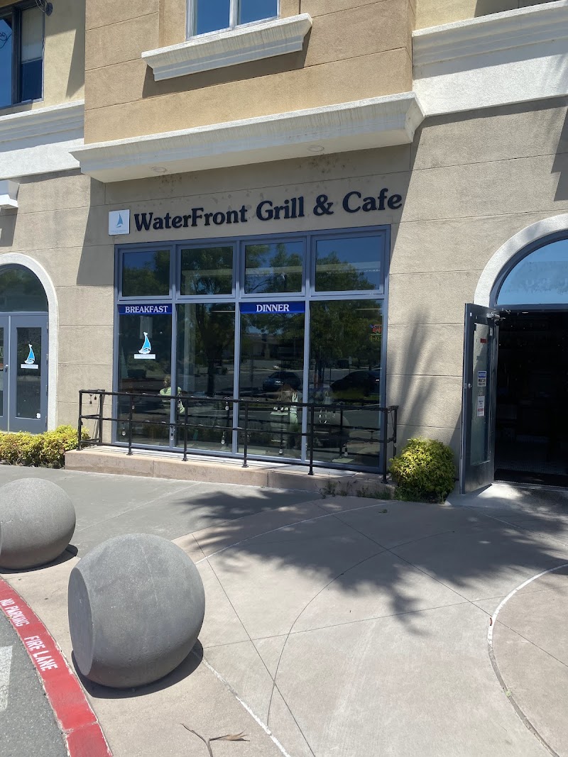 The Waterfront Grill & Cafe
