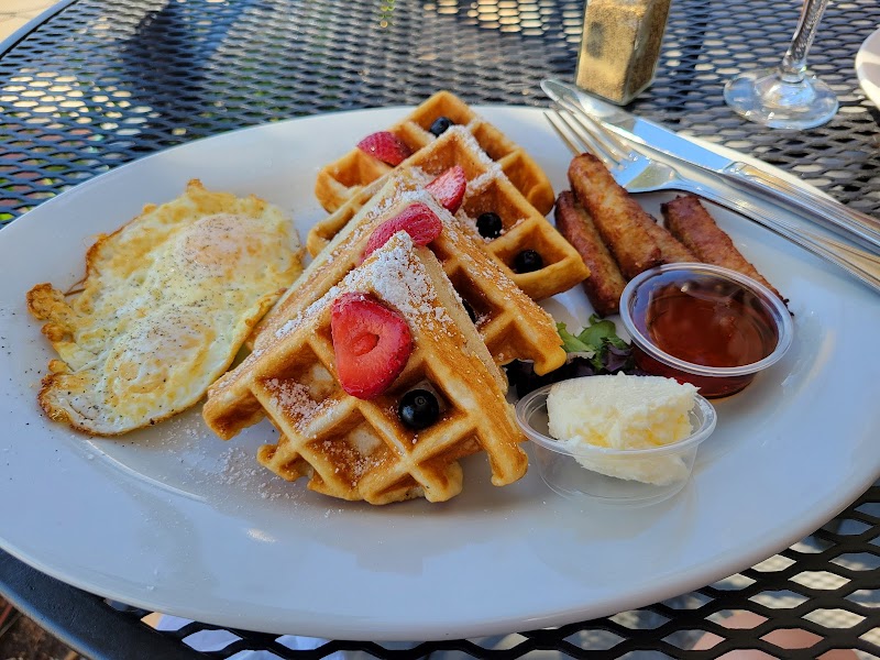 The Waterfront Grill & Cafe