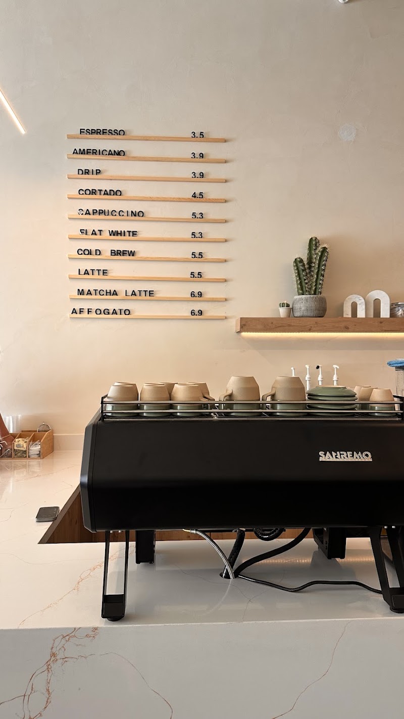 Pistachios Coffee Shop