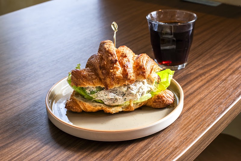 White Lotus Farms Café