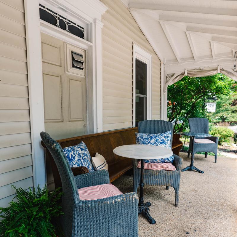 Centreville Place: Cafe + Market