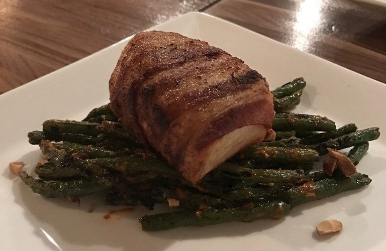 Lake Anne Coffee House & Wine Bar