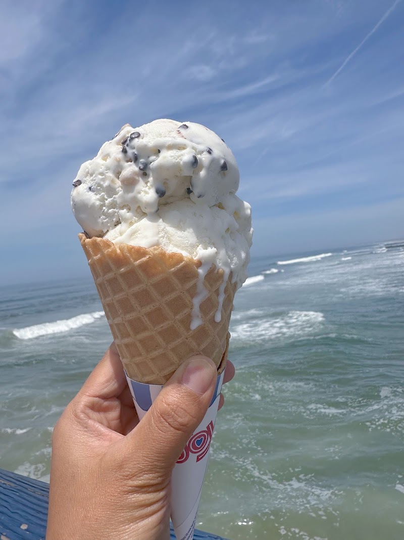 Cow-A-Bunga Ice Cream & Coffee