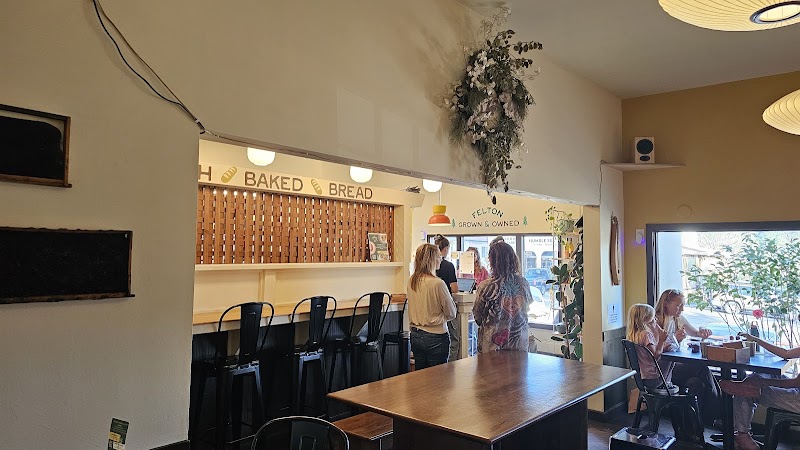 The Grove Cafe and Bakery