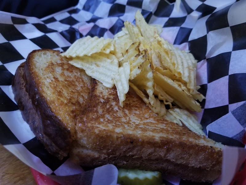 Round Up Bar & Grill