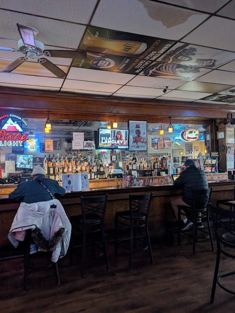 Round Up Bar & Grill