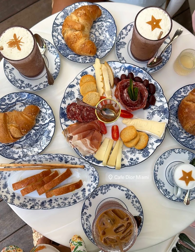 DIOR Café Miami