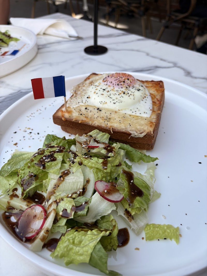 union street french café