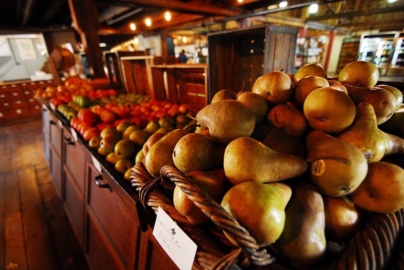 Heirloom Market at Comstock Ferre