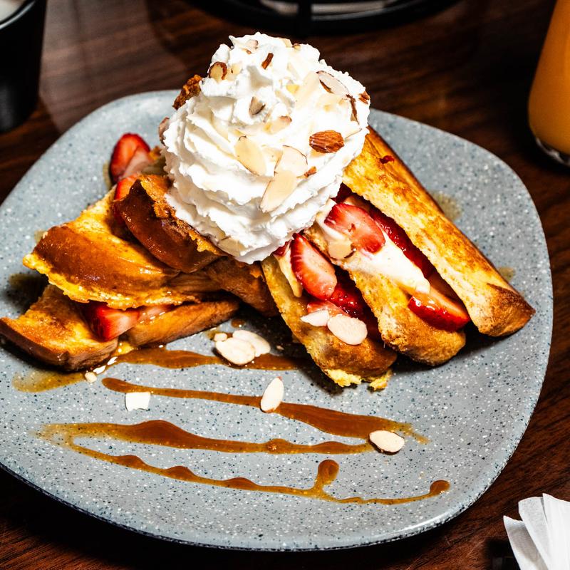 Flip'N Jacks Pancake House & Eatery